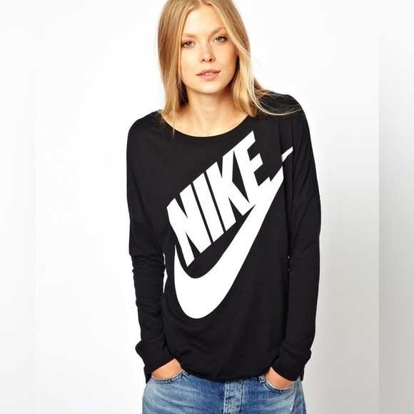 Nike | Futura Logo Scoop-Neck Long Sleeve Top in Black/White Size Medium - Picture 1 of 5